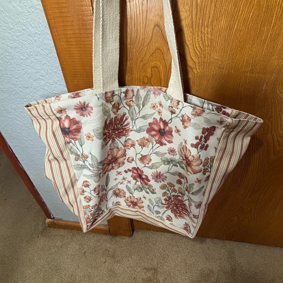 Floral Canvas Tote Bag with Cream and Pink Design - Picture 2 of 3